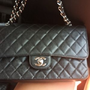 Channel purse